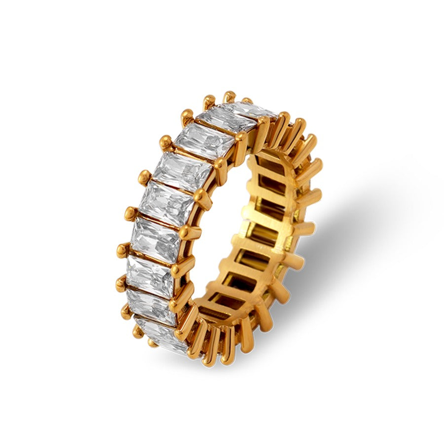 QUEEN GOLD RING